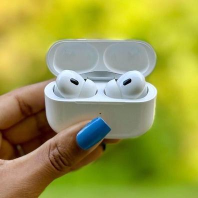 次世代 AirPods が心拍数を追跡か、iOS 18 のコードが示唆