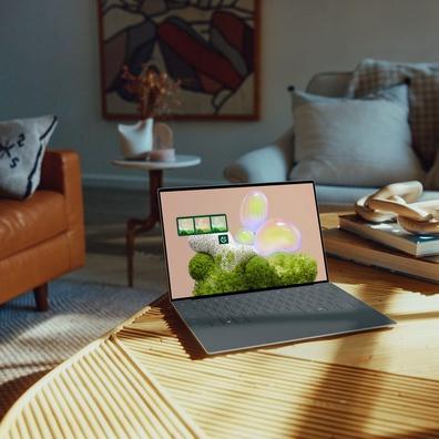 Dell の新型 XPS 13 に Intel Lunar Lake 搭載：AI パワーと長時間バッテリー寿命の融合